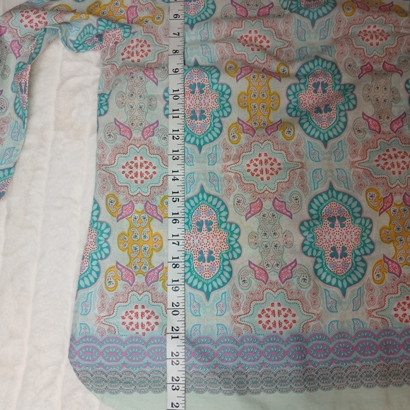 Talbots Petite Split Neck Tunic Blouse Multicolor Paisley Print – Size S - Picture 8 of 8